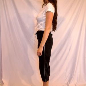 Vintage y2k Danskin Black and White Track Capri Pants 🔥